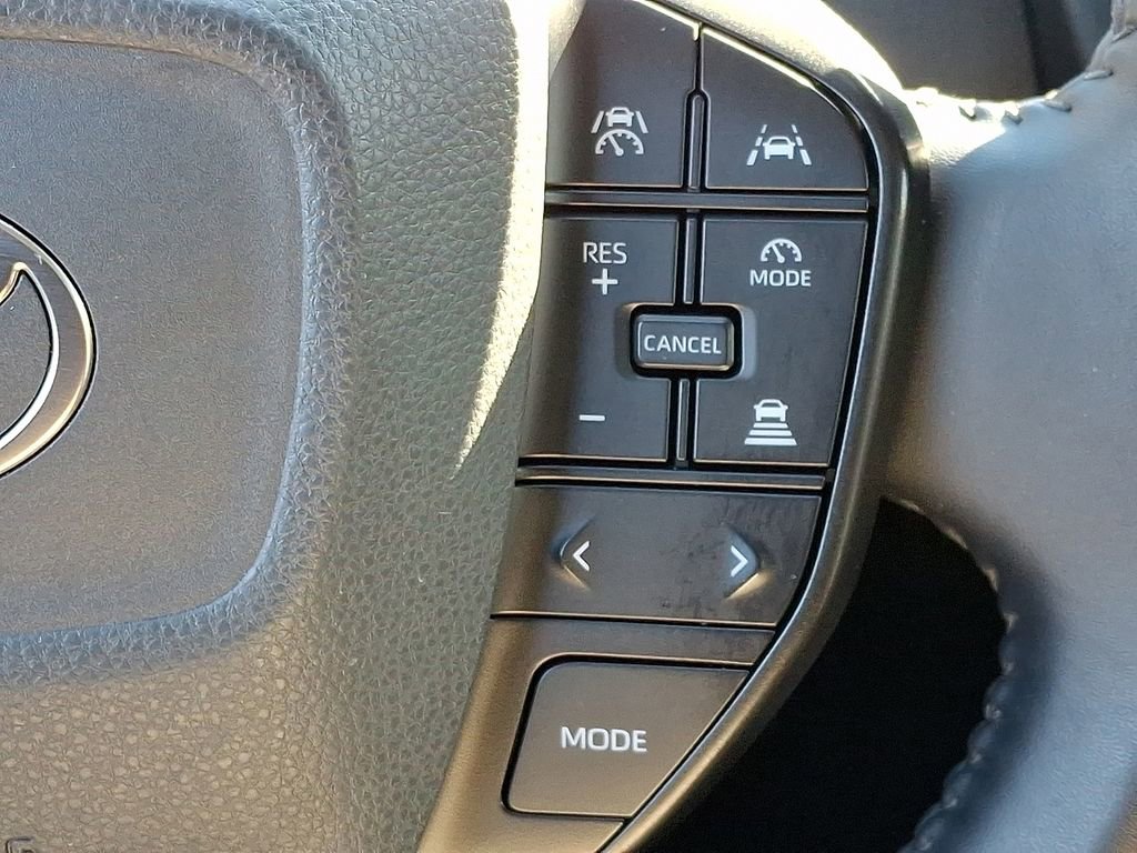 Used 2024 Toyota Prius LE image 24