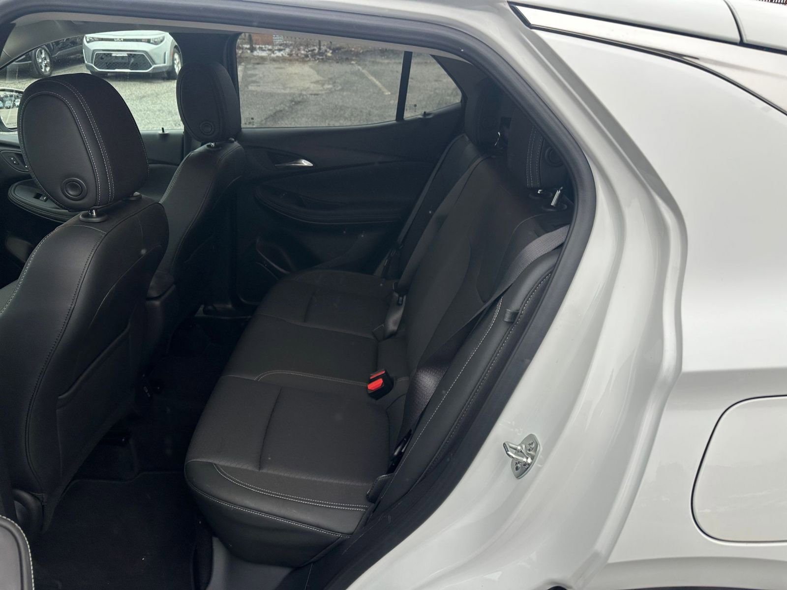 Used 2025 Buick Encore GX Preferred image 23