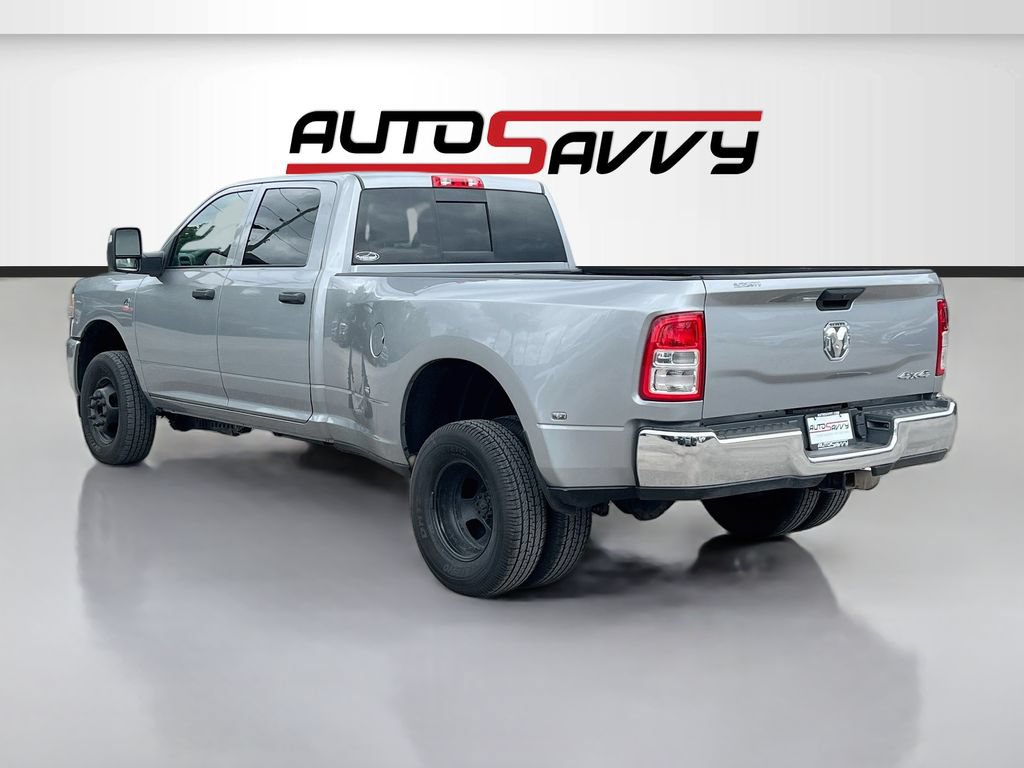 Used 2024 RAM 3500 Tradesman w/ Chrome Appearance Group AWD/4WD image 5