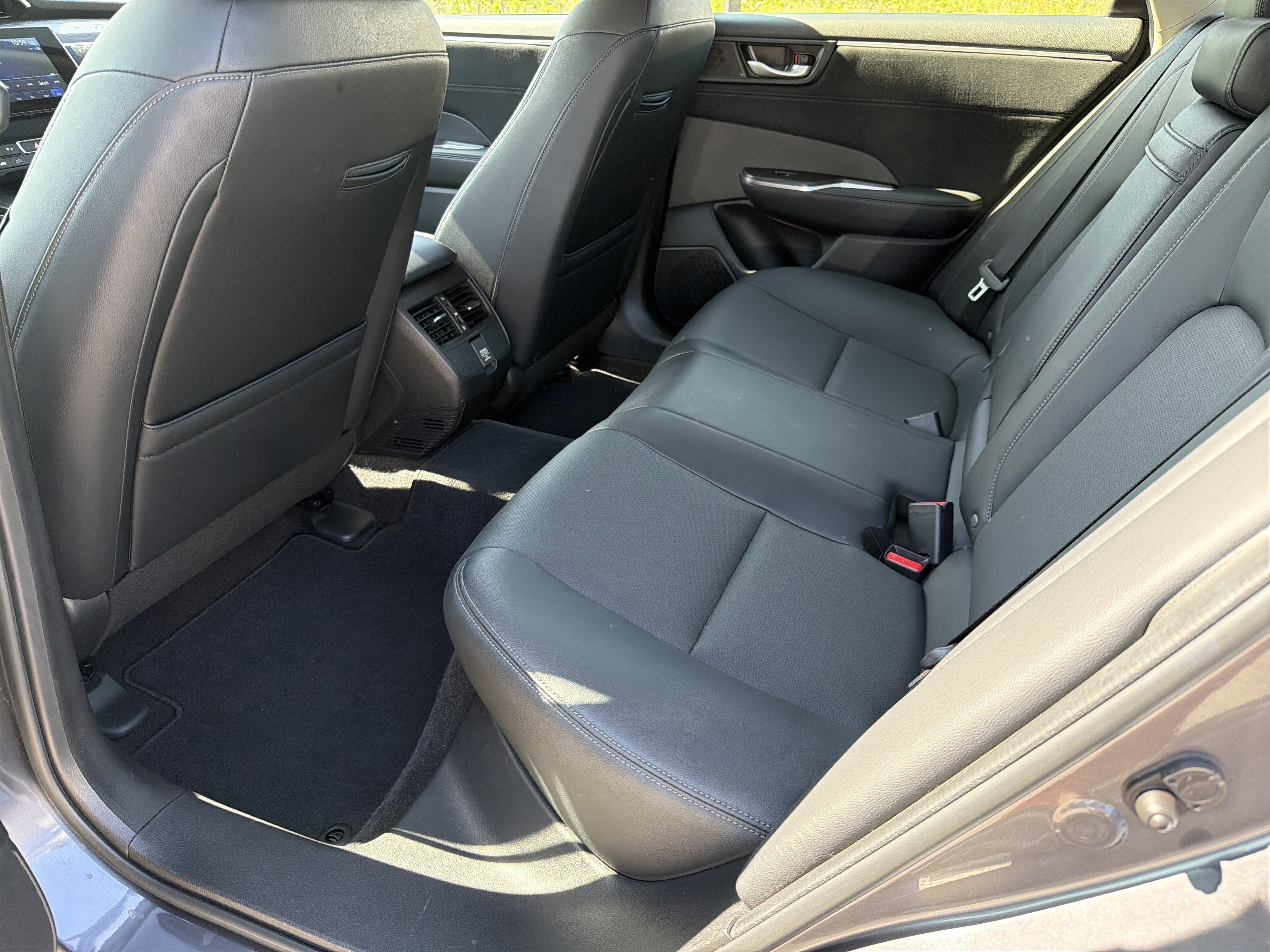 Used 2018 Honda Clarity Touring image 20