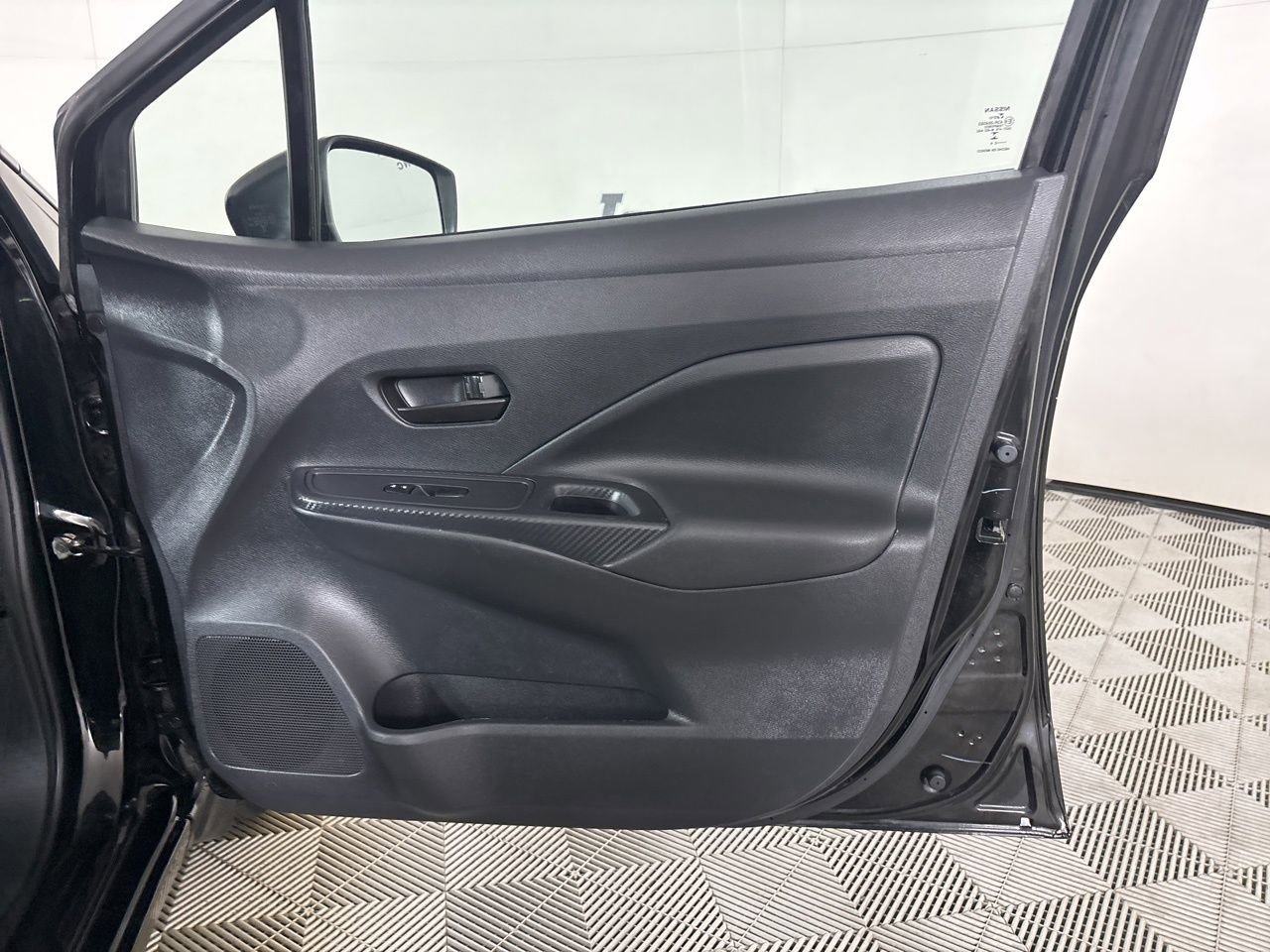 Used 2024 Nissan Versa S w/ Trunk Package image 26