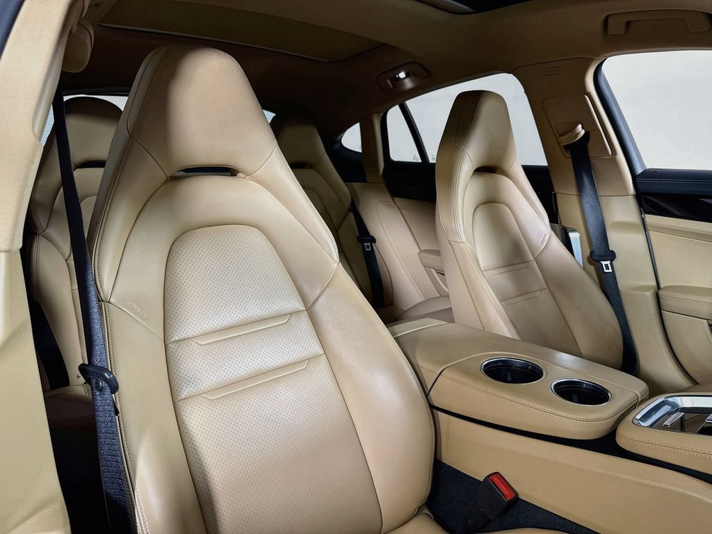 Certified 2023 Porsche Panamera 4S AWD/4WD image 18
