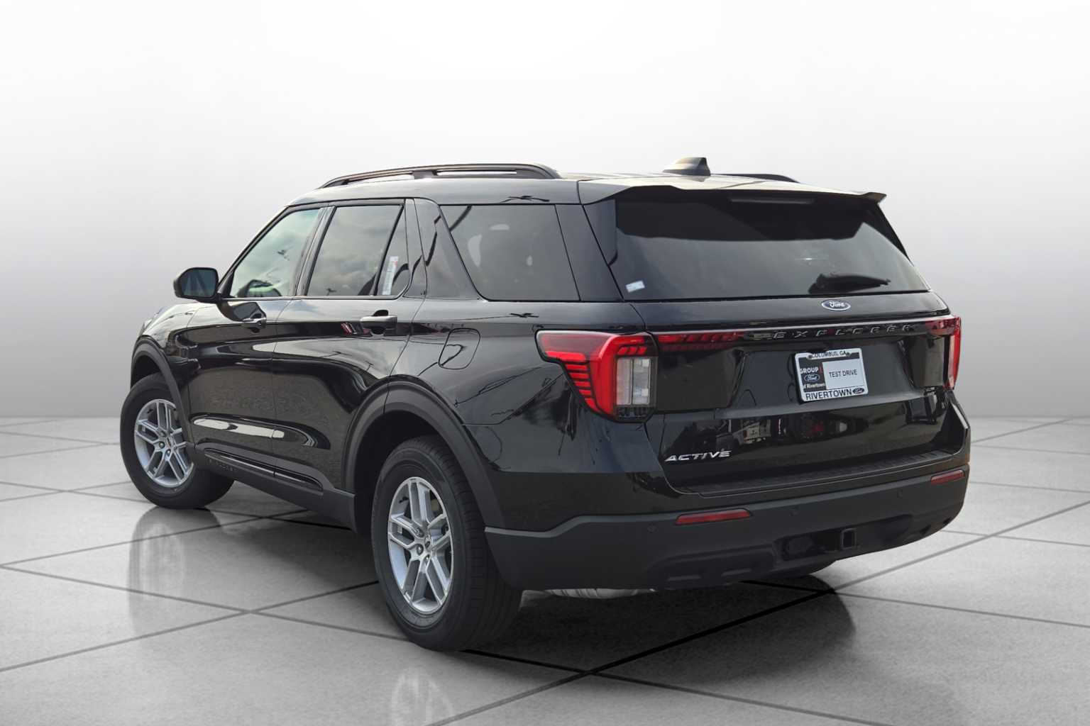 New 2026 Ford Explorer Active RWD image 13