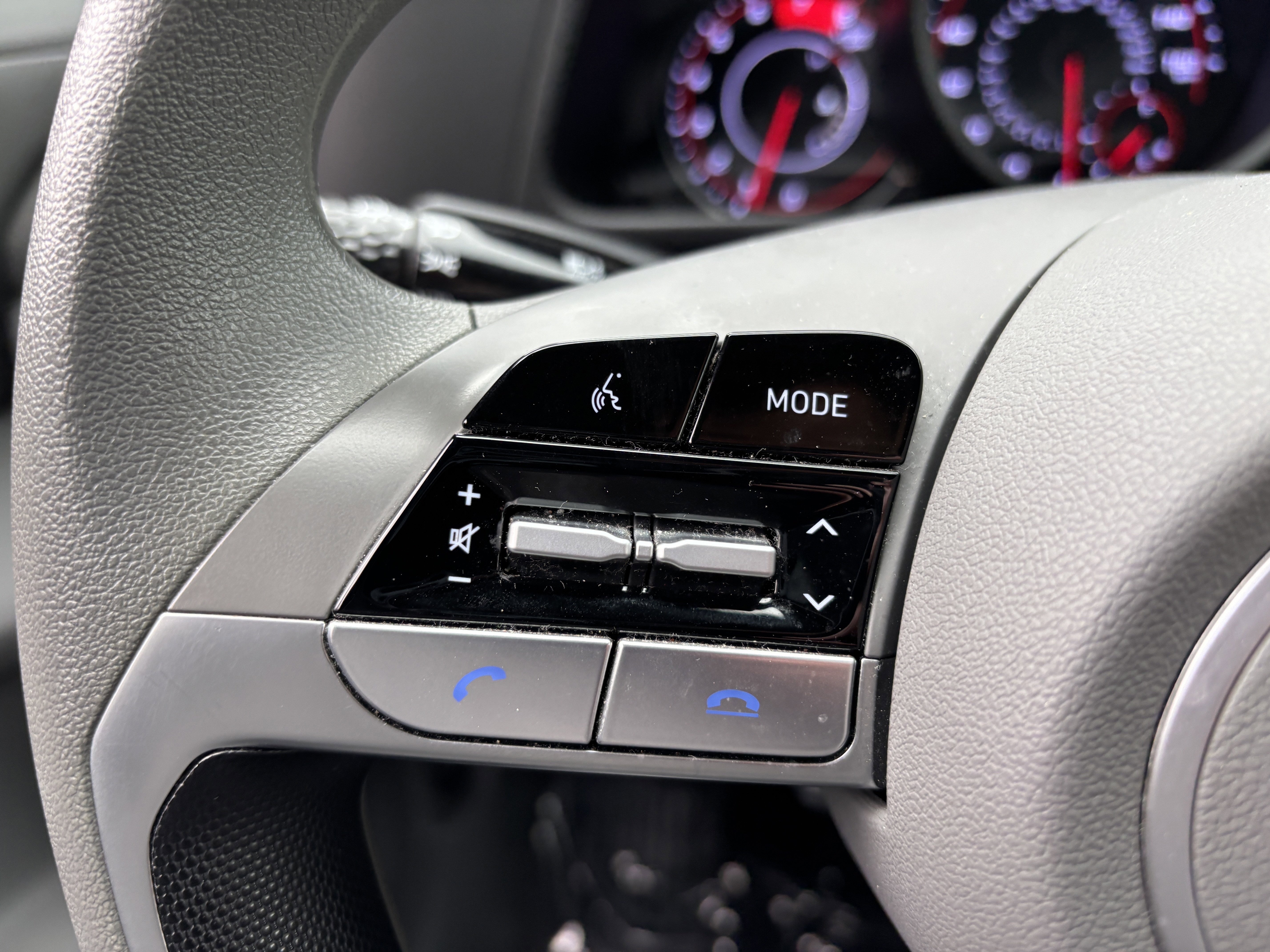 Used 2023 Hyundai Elantra SEL w/ Cargo Package image 24