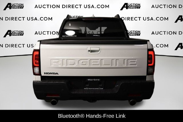 Used 2025 Honda Ridgeline Black Edition image 5