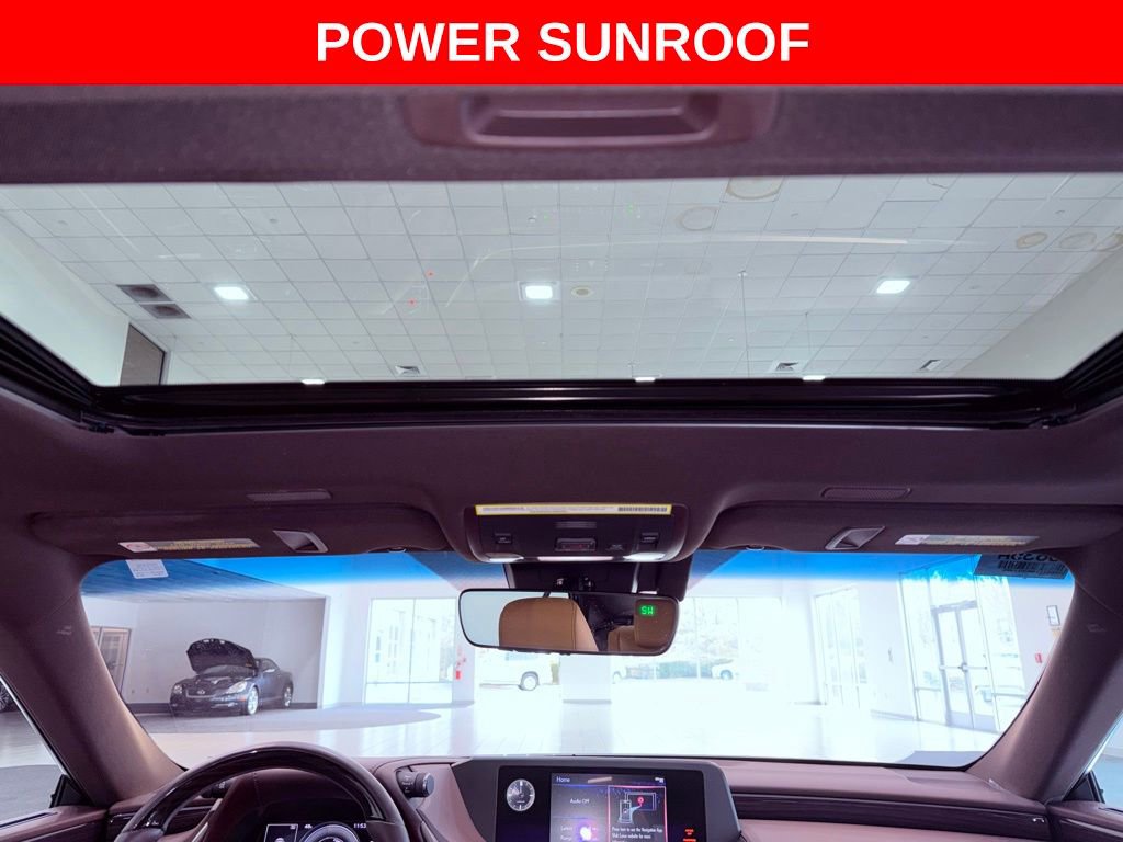 Certified 2021 Lexus ES 300h w/ Premium Package image 11