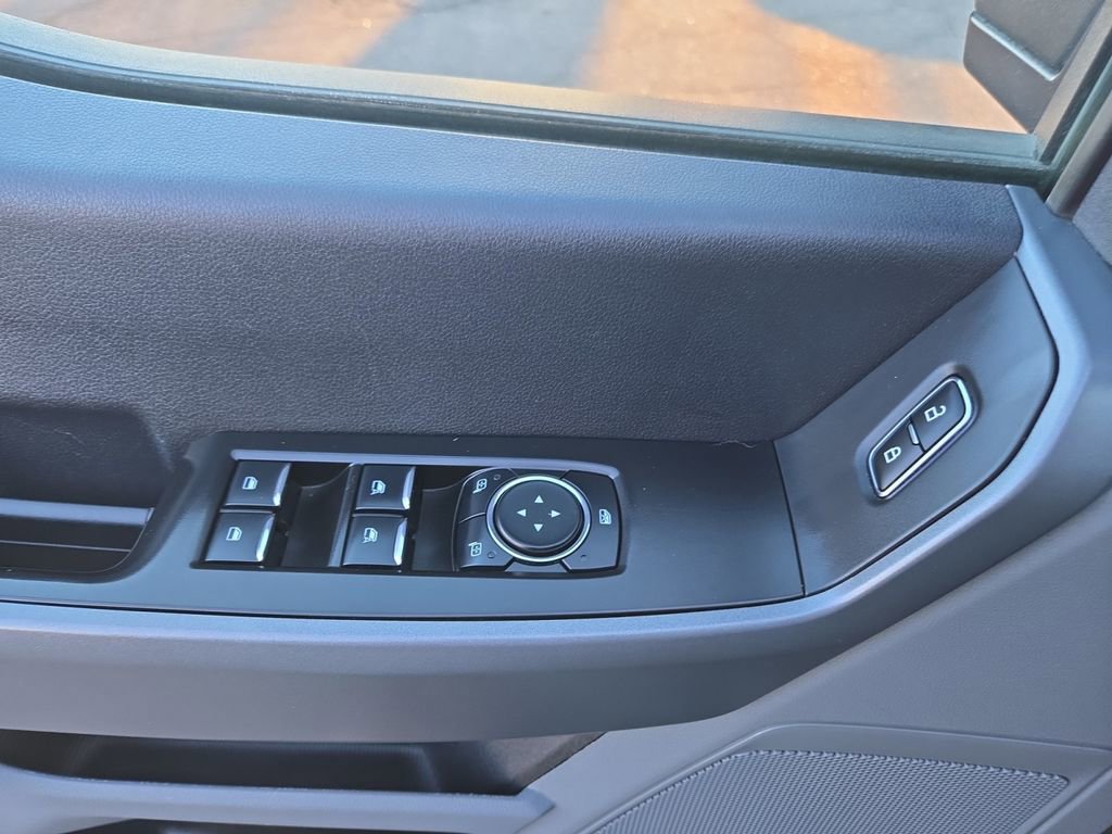Used 2024 Ford F250 XLT image 19