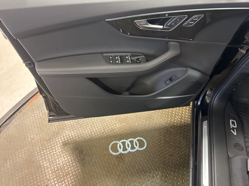 New 2026 Audi Q7 3.0T Premium Plus image 8