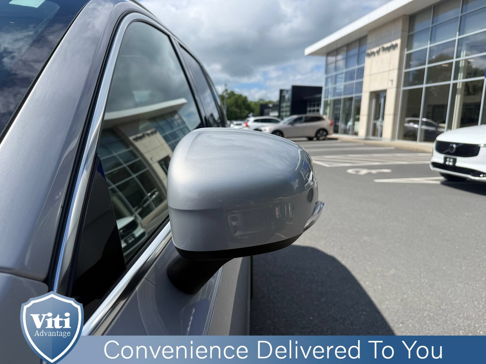 Certified 2023 Volvo XC90 B6 Plus w/ Protection Package Premier AWD/4WD image 11