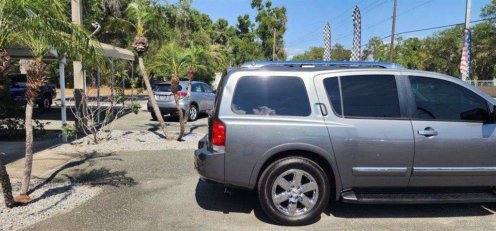 Used 2013 Nissan Armada Platinum RWD image 10