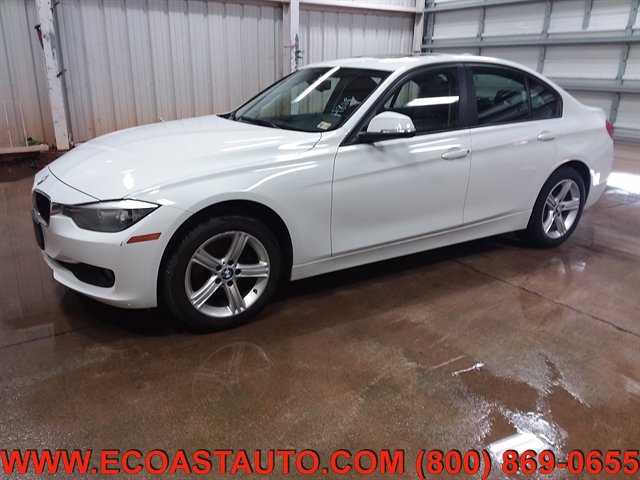 Used 2014 BMW 320i xDrive Sedan AWD/4WD image 3