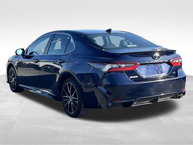 Used 2022 Toyota Camry SE image 5