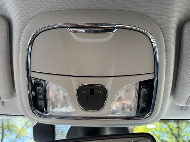 Used 2022 Jeep Cherokee Latitude Lux w/ Sun & Sound Group image 25