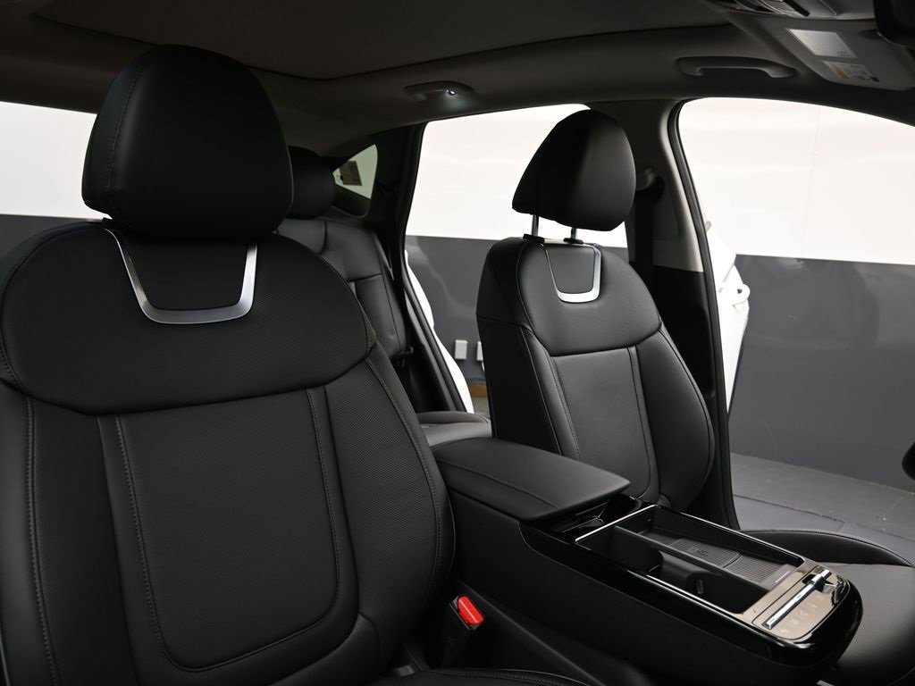 New 2026 Hyundai Tucson Limited image 13