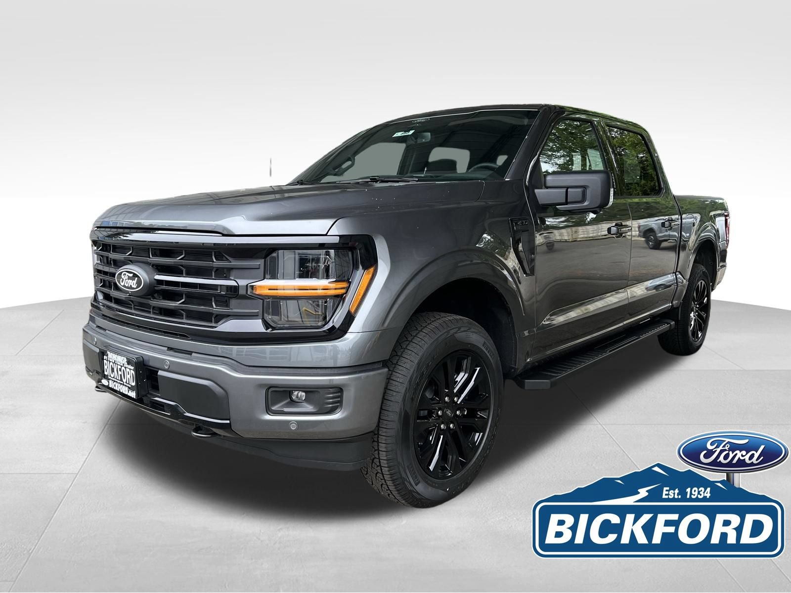 New 2026 Ford F150 XLT w/ Equipment Group 302A MID