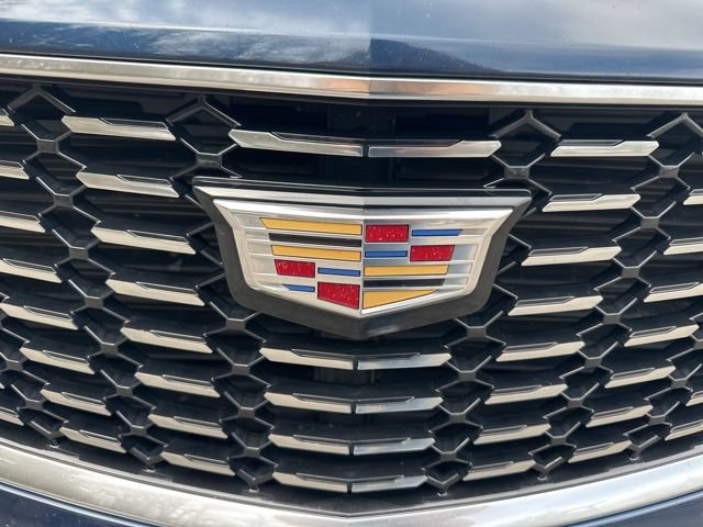 Used 2021 Cadillac XT4 Premium Luxury AWD/4WD image 9