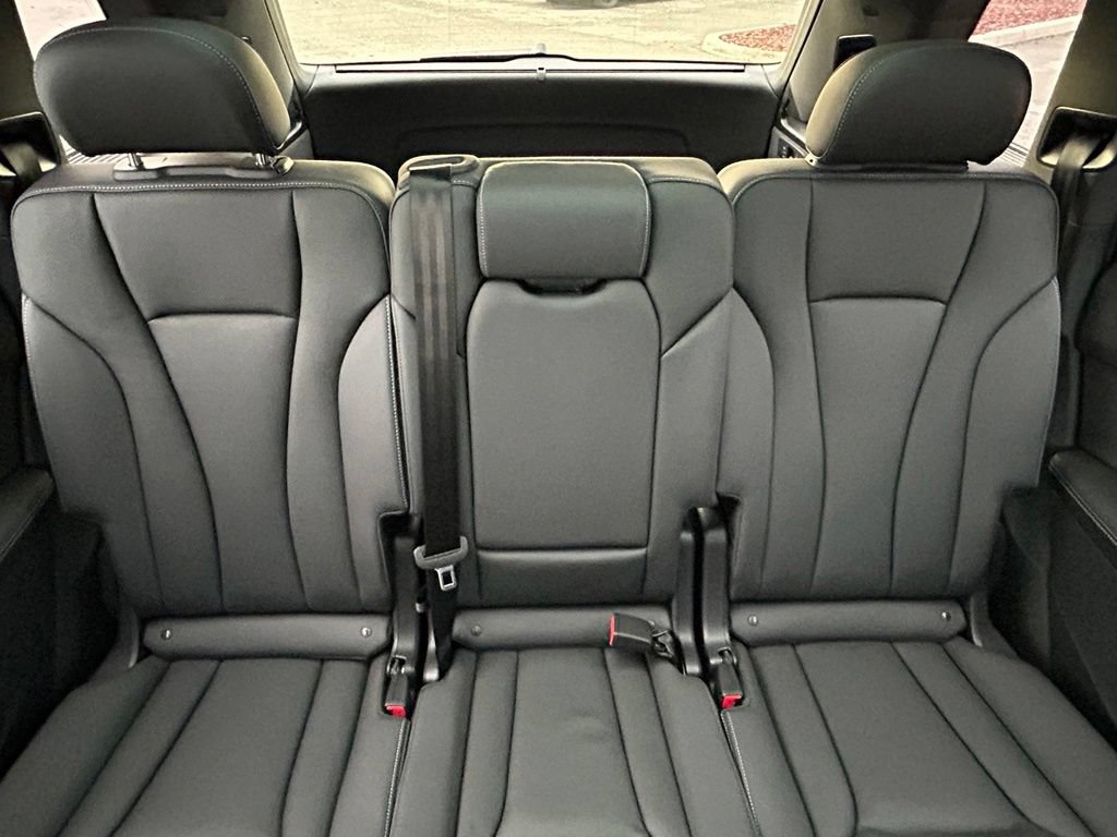 New 2026 Audi Q7 3.0T Premium Plus AWD/4WD image 13