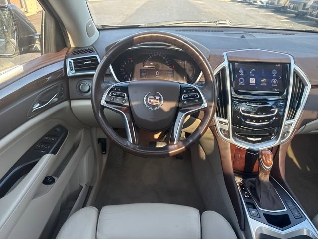 Used 2014 Cadillac SRX Luxury image 13