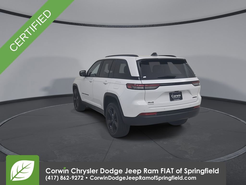 Used 2023 Jeep Grand Cherokee Limited w/ Black Appearance Package image 10