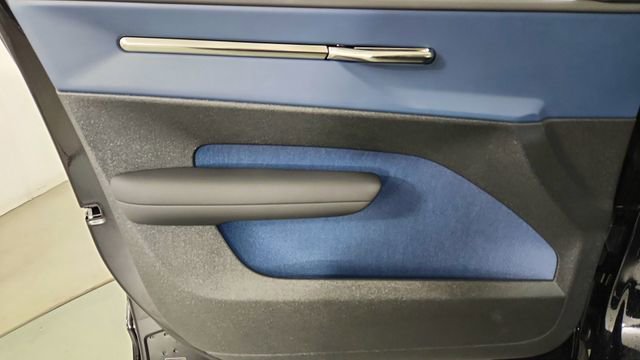 New 2026 Volvo EX30 Plus w/ Climate Package AWD/4WD image 9