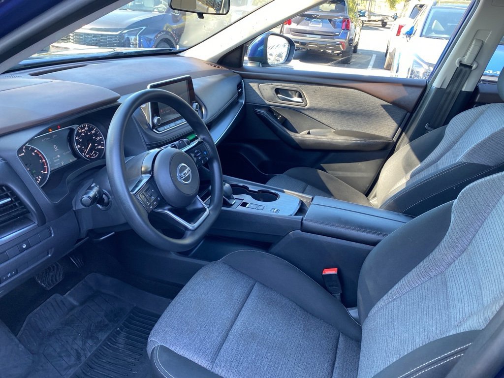 Used 2021 Nissan Rogue SV image 21