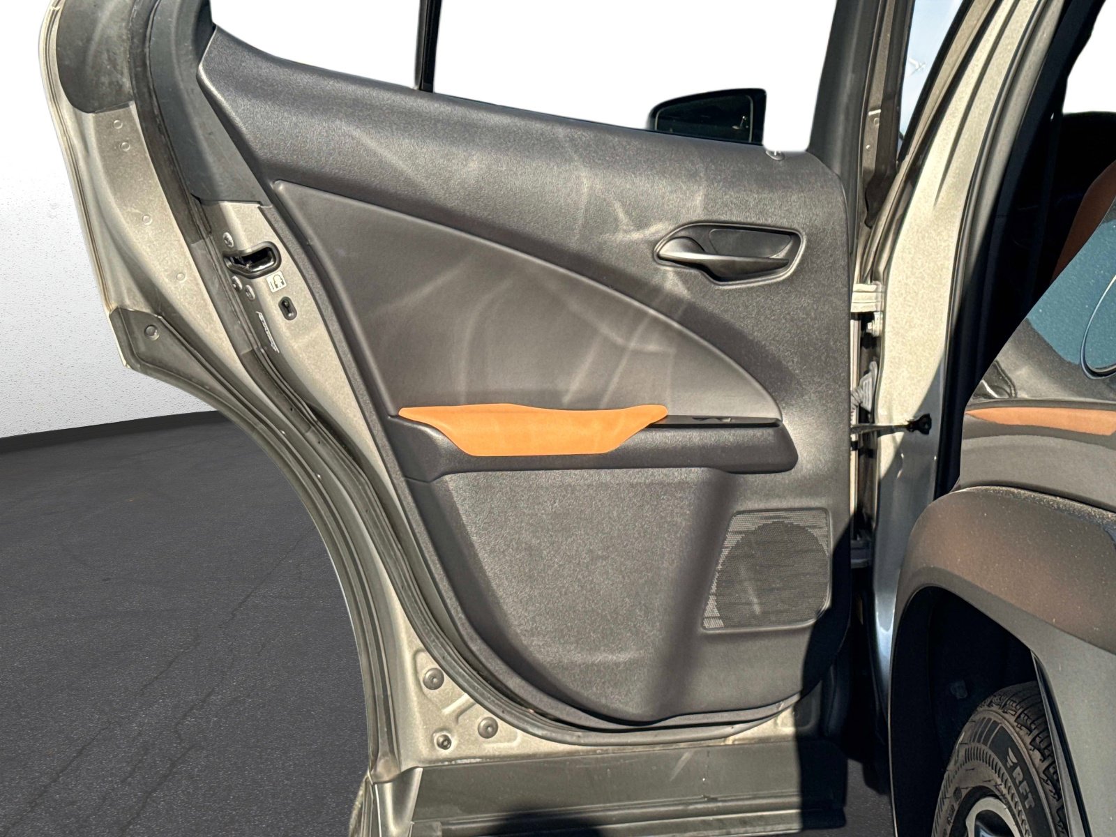 Used 2021 Lexus UX 250h w/ Premium Package image 13