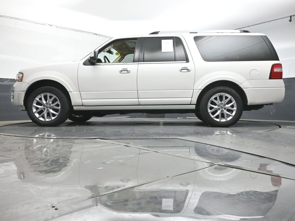 Used 2016 Ford Expedition EL Limited w/ Equipment Group 301A RWD image 36