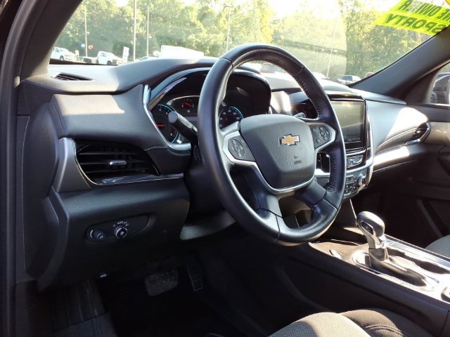 Used 2022 Chevrolet Traverse LT FWD image 14
