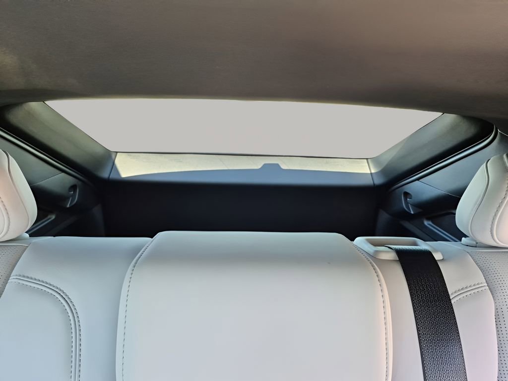 New 2026 Cadillac Lyriq Luxury image 25