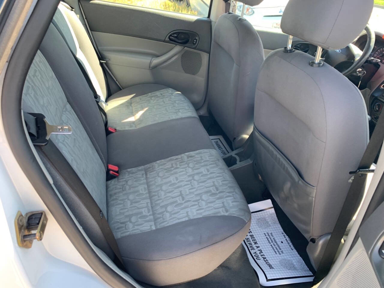 Used 2005 Ford Focus SE FWD image 22