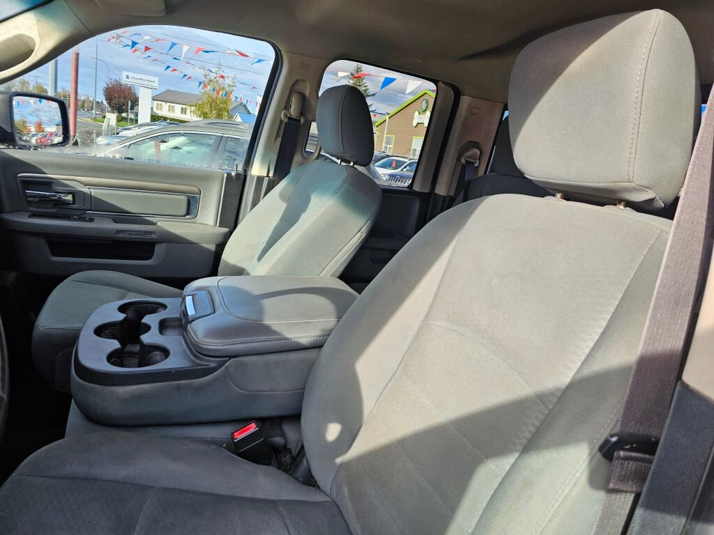 Used 2017 RAM 1500 Classic SLT image 27