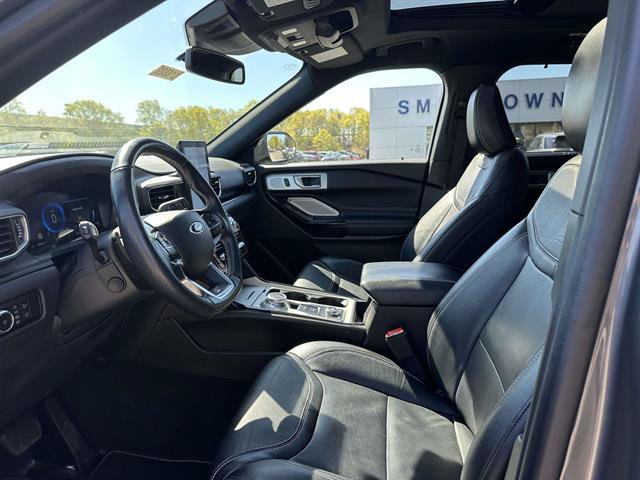 Used 2023 Ford Explorer ST w/ Equipment Group 401A AWD/4WD image 13