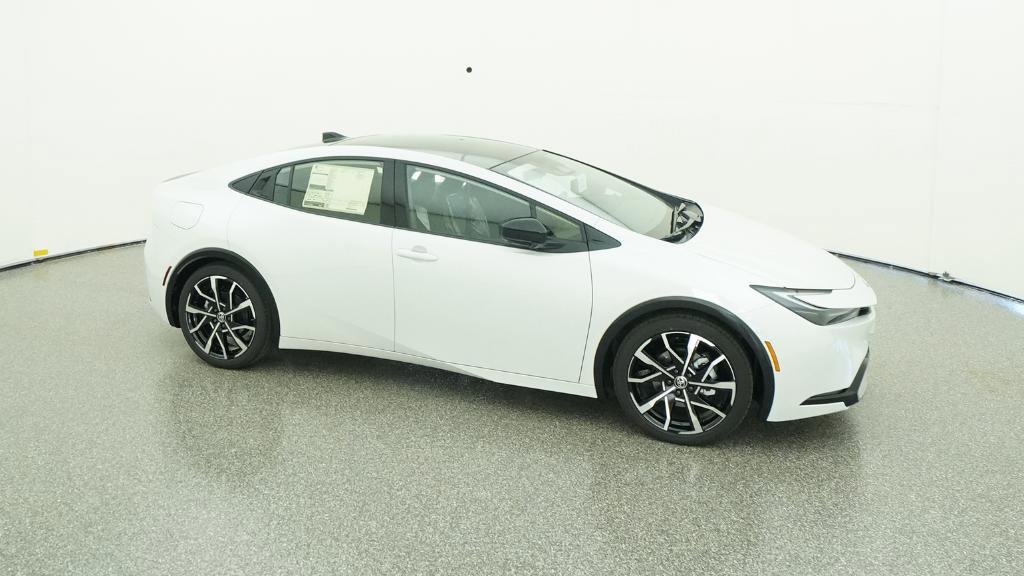 New 2026 Toyota Prius Plug-In Hybrid image 15