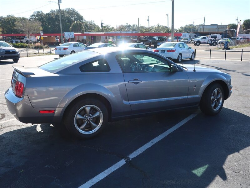 Used 2006 Ford Mustang Premium RWD image 5
