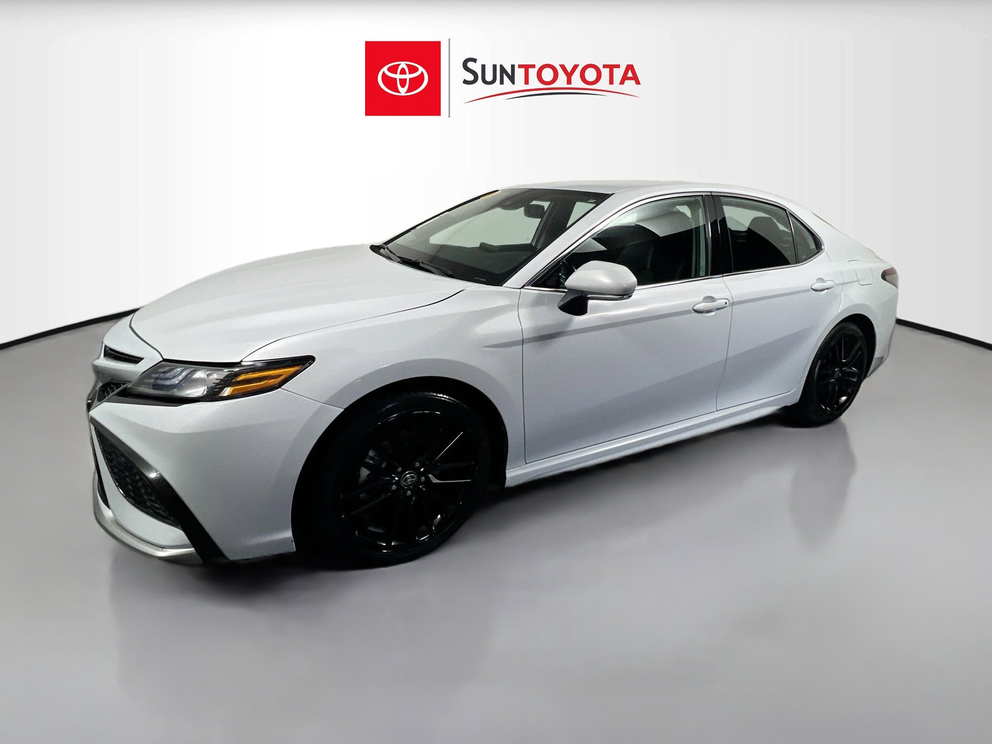 Used 2024 Toyota Camry XSE FWD image 9