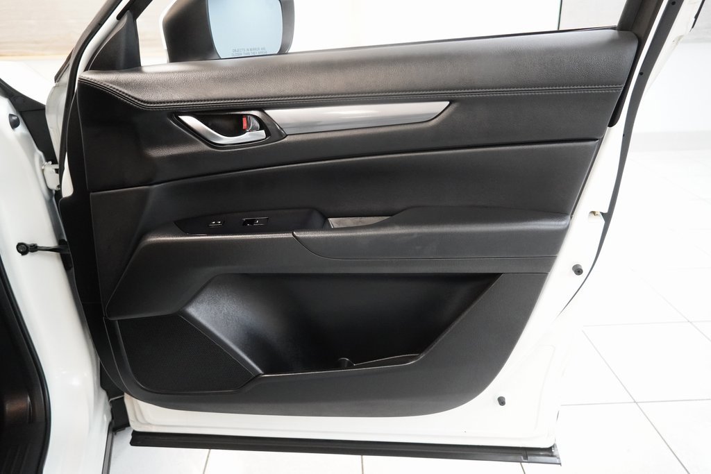 Used 2021 MAZDA CX-5 Touring image 29