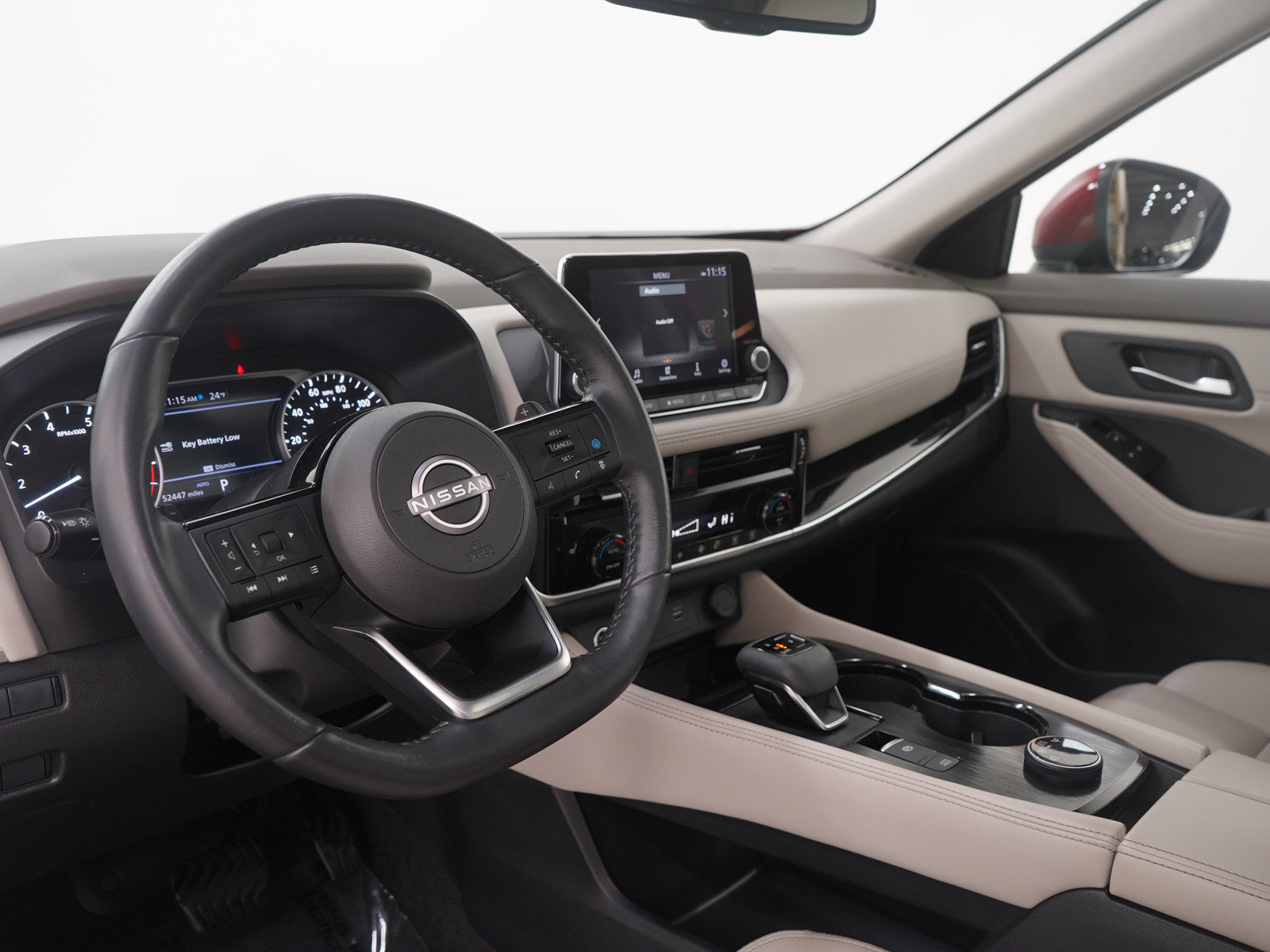 Used 2023 Nissan Rogue SL image 27