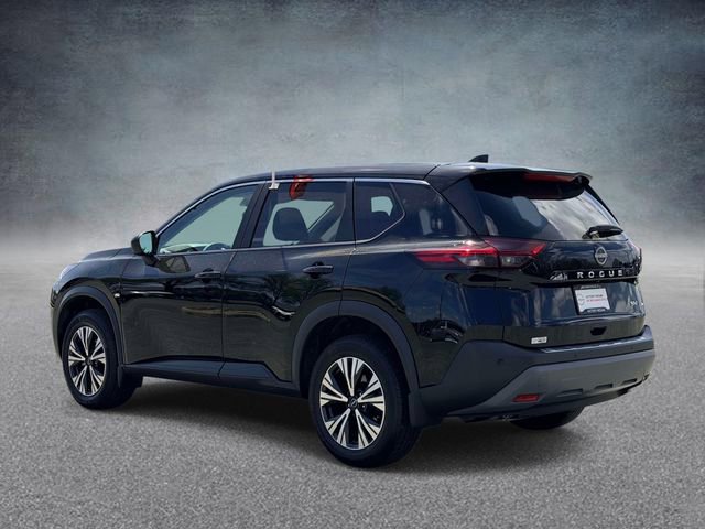 Used 2023 Nissan Rogue SV image 4