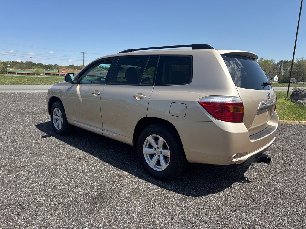 Used 2010 Toyota Highlander SE image 11