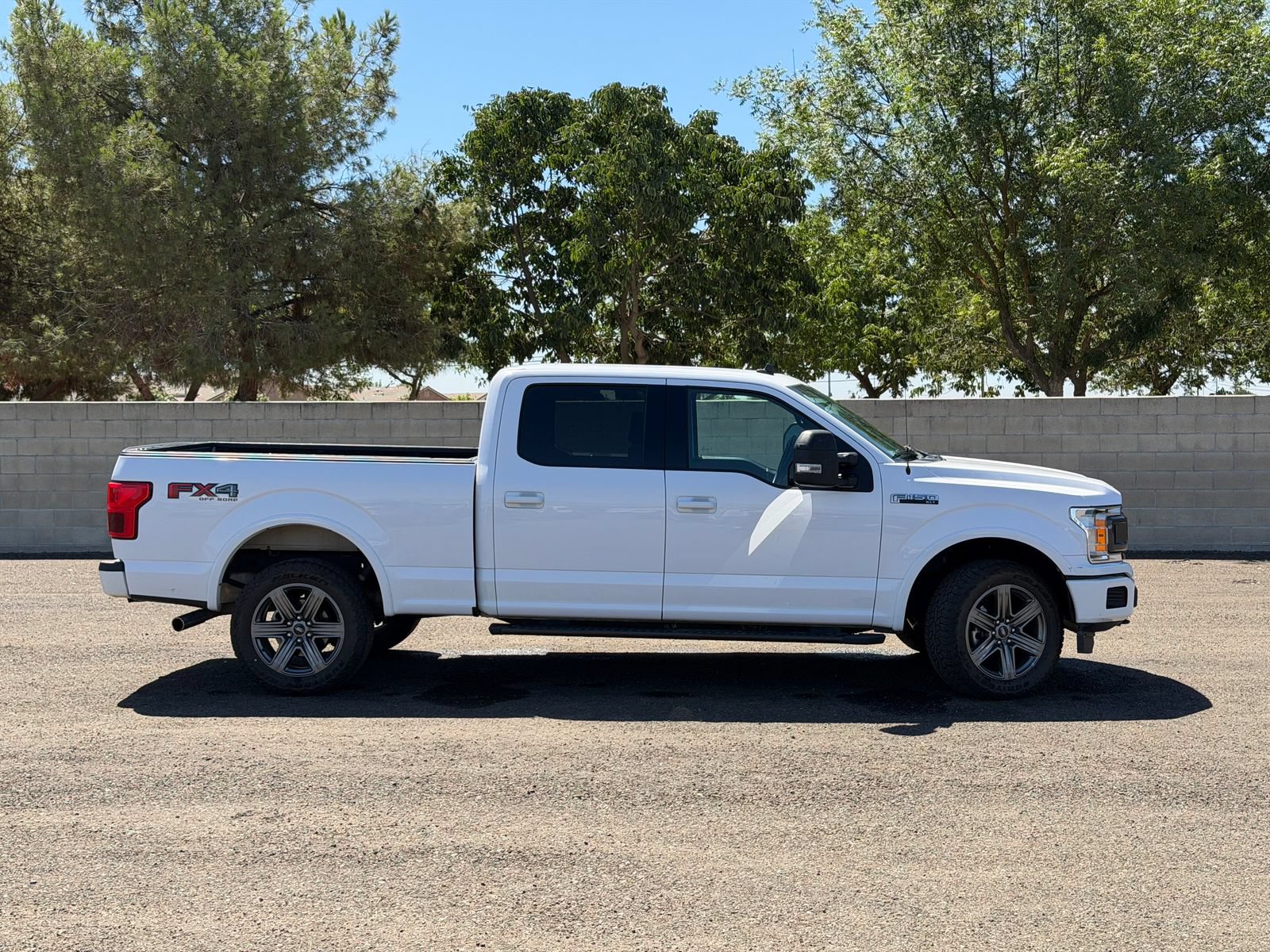 Used 2020 Ford F150 XLT w/ Equipment Group 302A Luxury AWD/4WD image 2