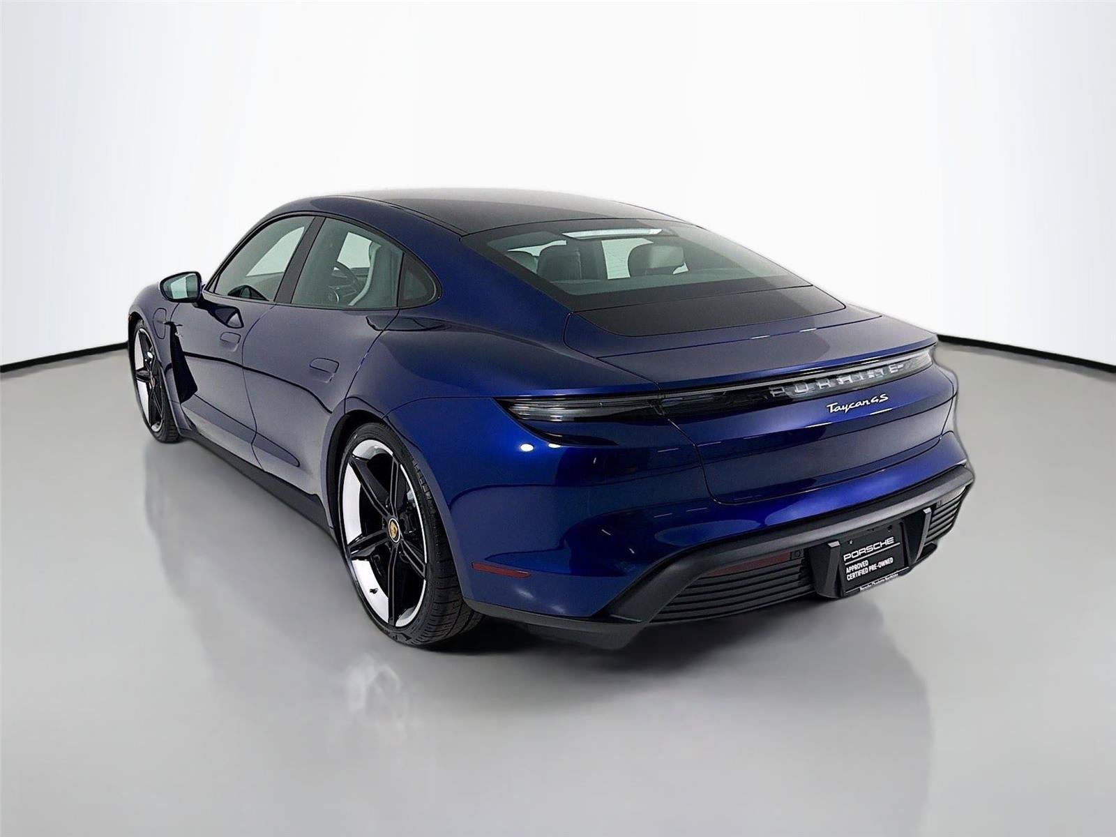 Used 2022 Porsche Taycan 4S AWD/4WD image 3