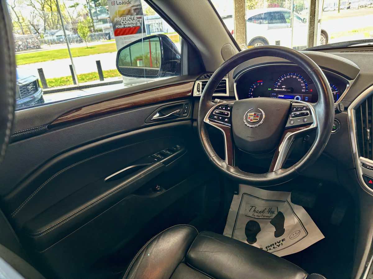 Used 2015 Cadillac SRX Premium w/ LPO, Protection Package FWD image 37