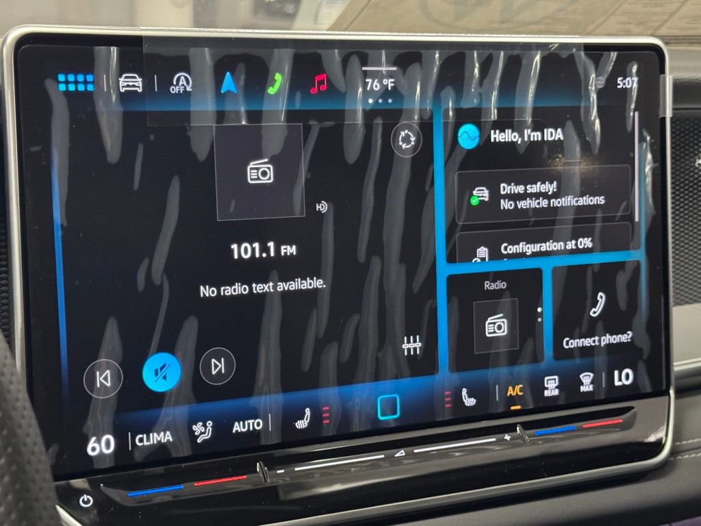 New 2025 Volkswagen Tiguan SE R-Line image 29