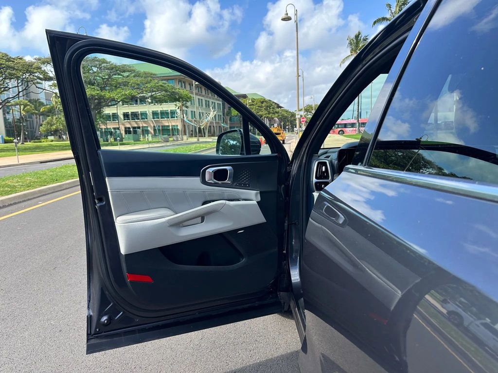 Used 2022 Kia Sorento SX Prestige w/ Panoramic Sunroof Package image 15