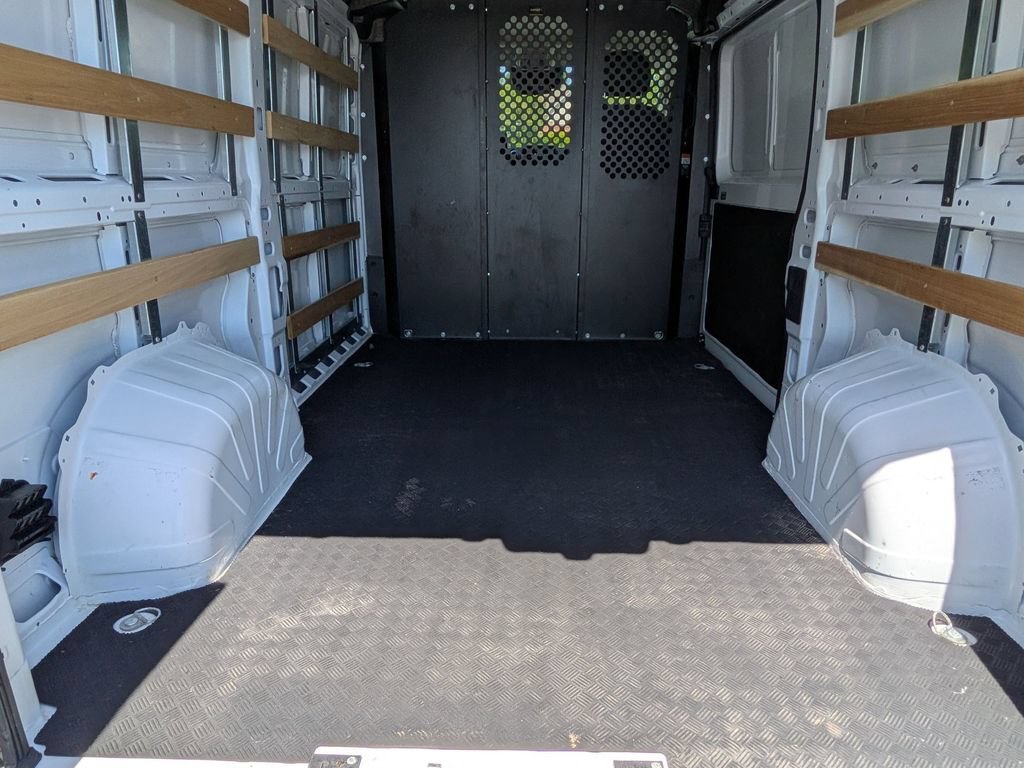 Used 2025 RAM ProMaster 2500 w/ U-Haul Equipment Group FWD image 18