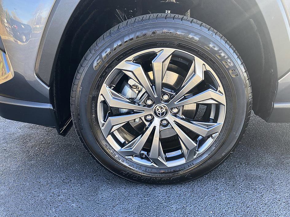 Certified 2023 Toyota RAV4 XLE Premium image 8