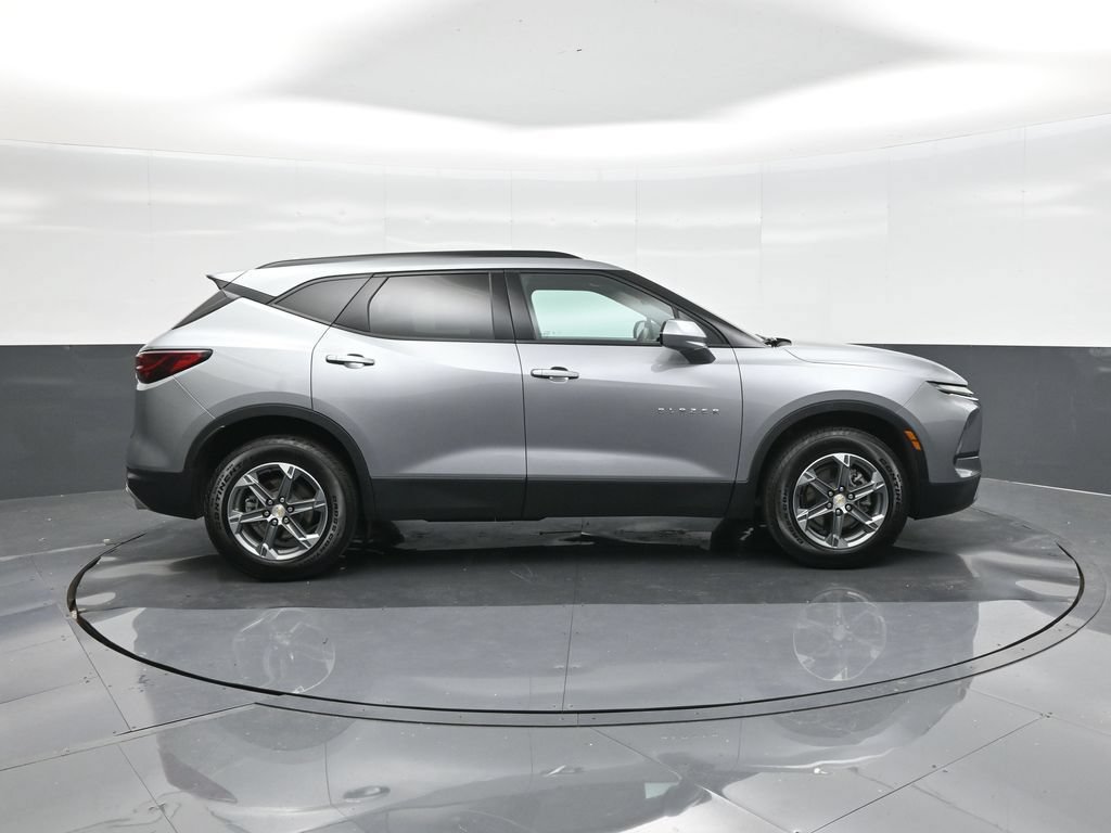 Used 2024 Chevrolet Blazer LT w/ Convenience Package FWD image 26