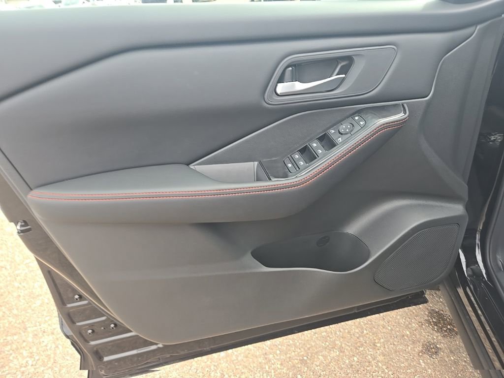 New 2026 Nissan Rogue SV image 12