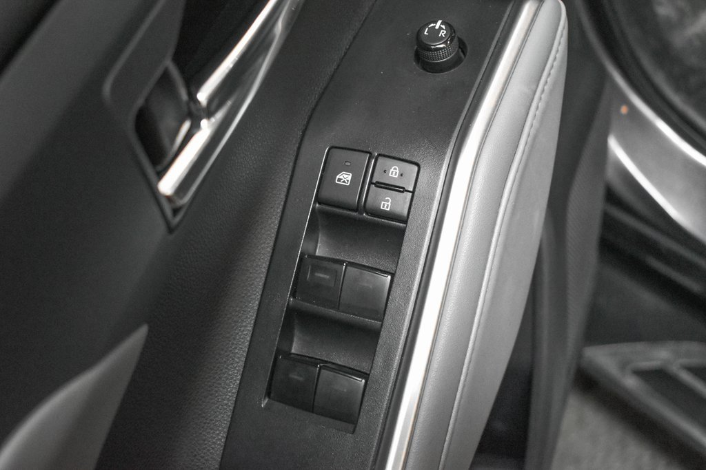 Used 2022 Toyota Highlander XLE image 21