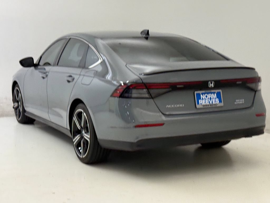 Used 2025 Honda Accord Sport image 7